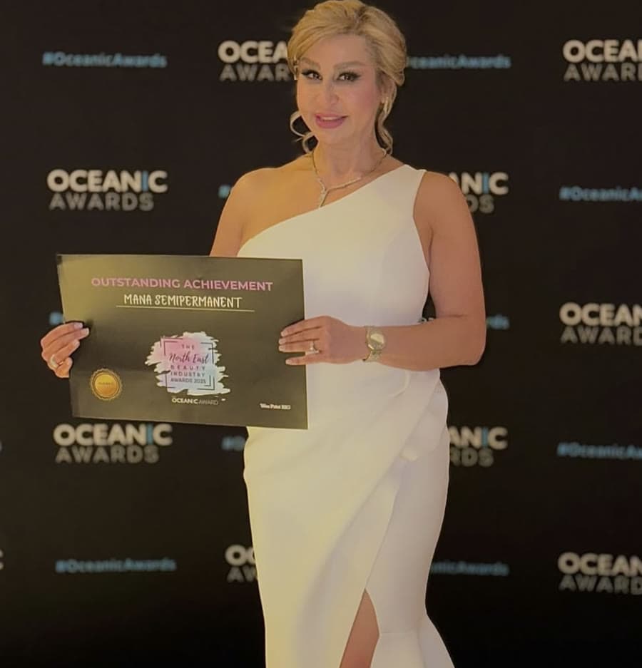 Award-Winning PMU Studio in Newcastle Mana Semipermanent accepting the Outstanding Achievement award at the 2025 North East Beauty Industry Awards.